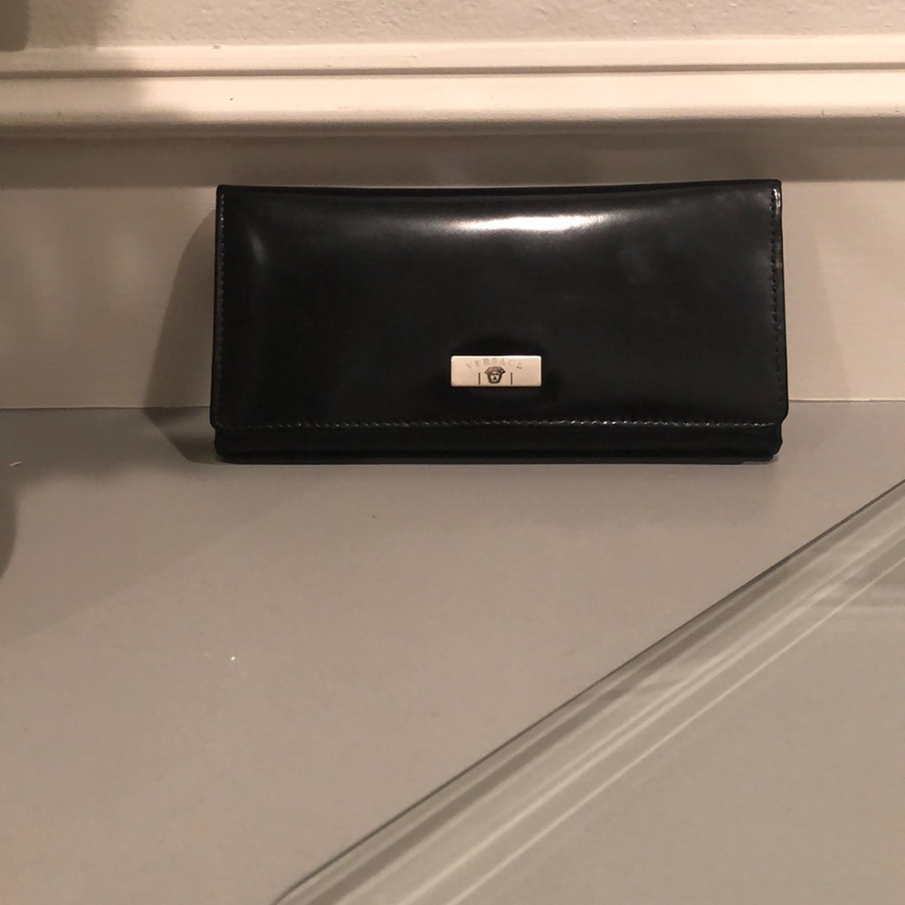 ladies black versace wallet